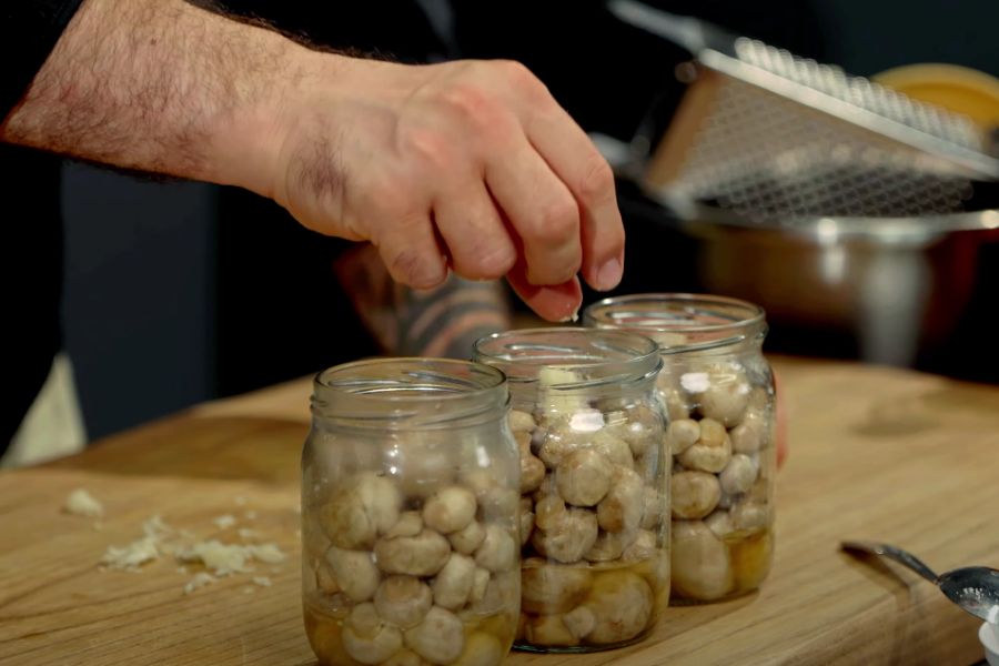 Змішуємо баклажани