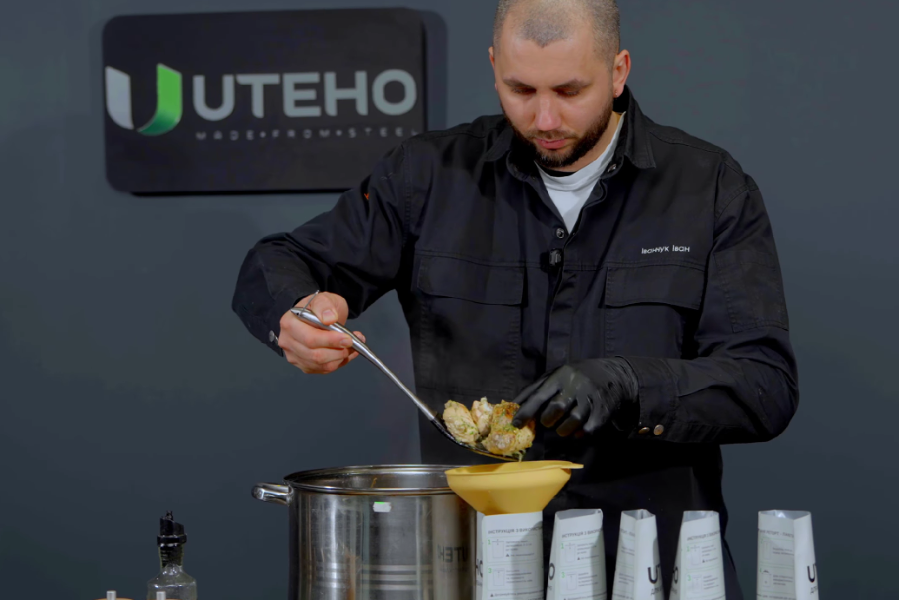 Розкладаємо курочку чкмерулі по реторт пакетах