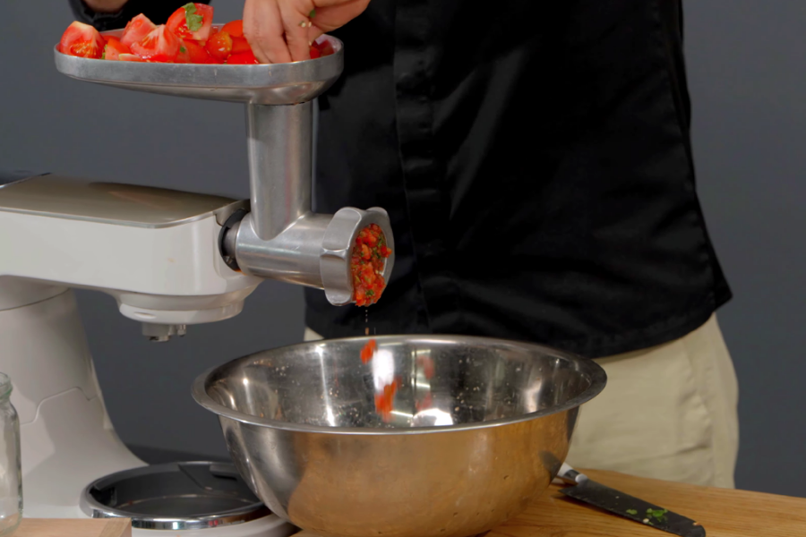 Измельчаем овощи