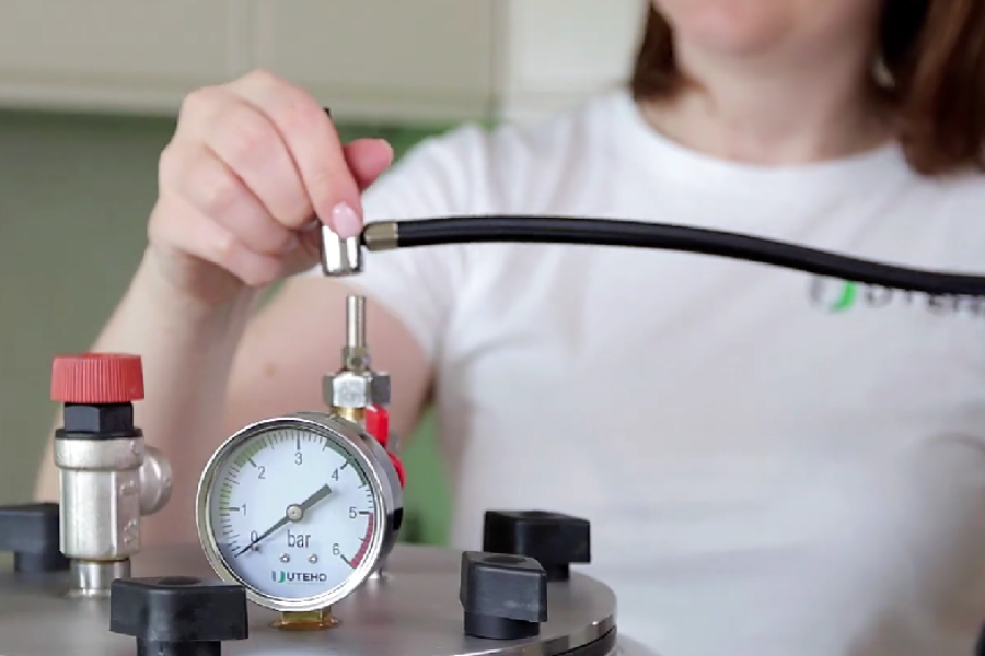 Autoclave nipple design