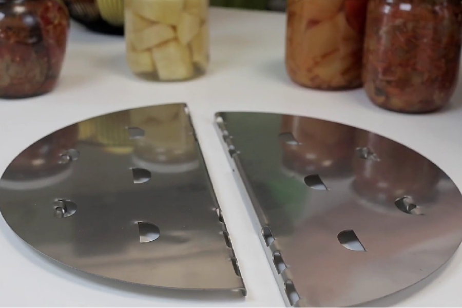 Безопасное консервирование с подставкой в автоклаве