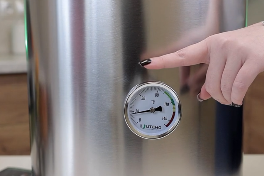 Bimetal thermometer for UTEHO autoclave — general view