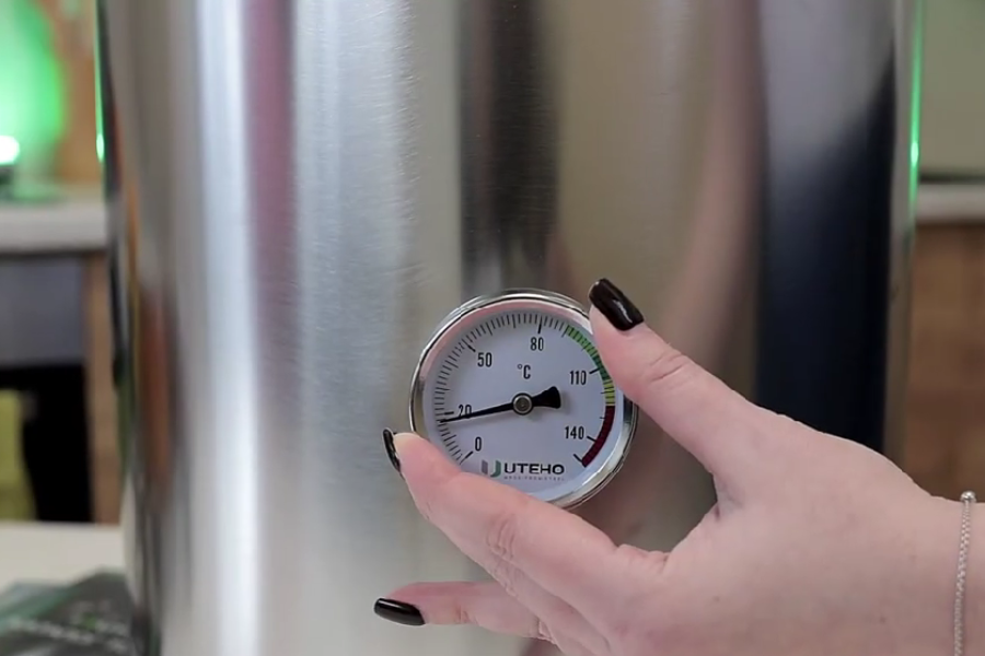 Color scale and 8 mm probe — bimetal thermometer UTEHO